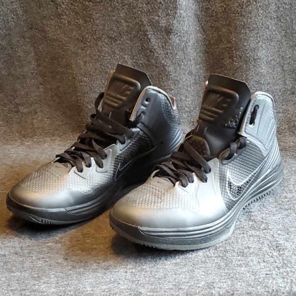 Nike Hyperfuse - Picture 3 of 6